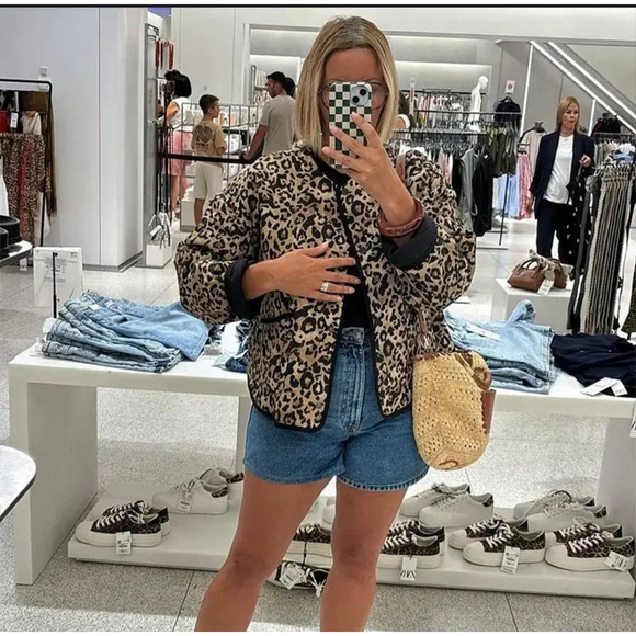 Zara Animal Print Puffer Jacket Size S - Picture 2 of 14